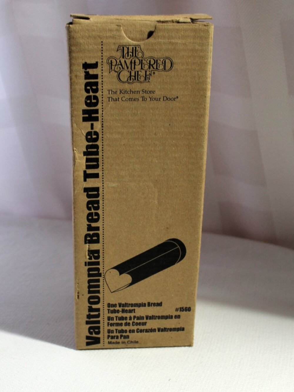 NEW The Pampered Chef Valtrompia Bread Tube - Heart